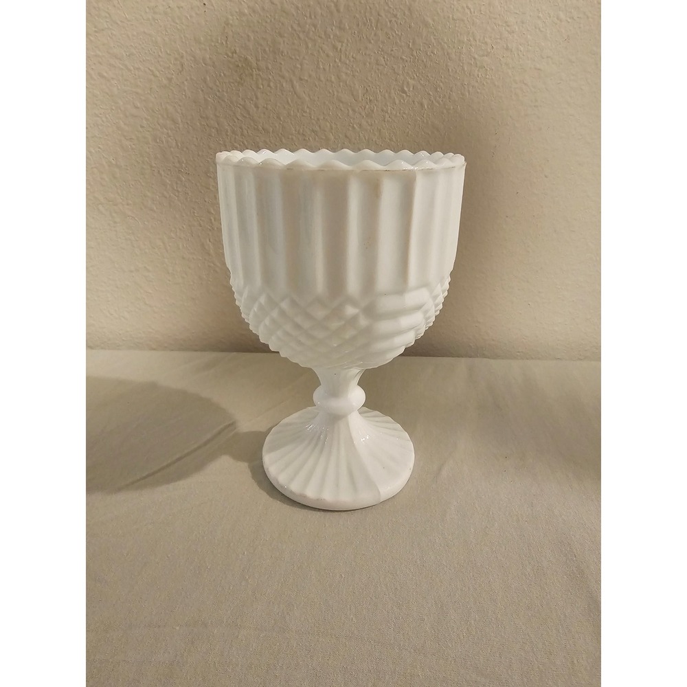 Vintage White Milk Glassโ Pedestal Vase Diamond Point Ribbed Scalloped Rim 6.25"